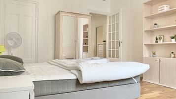 3 chambres, lit parapluie, Wi-Fi, draps fournis