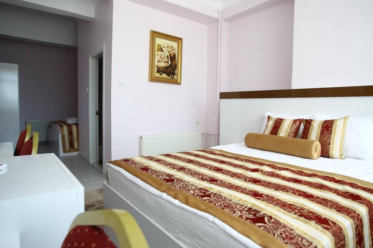 1 bedroom, minibar, in-room safe, desk