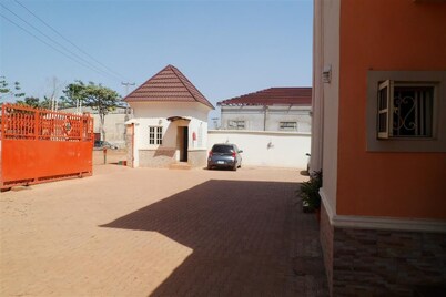 Orange Groove Hotel
