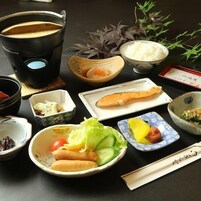 Alimentos y bebidas