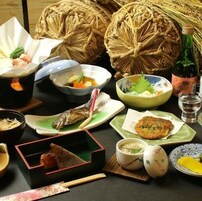 Alimentos y bebidas