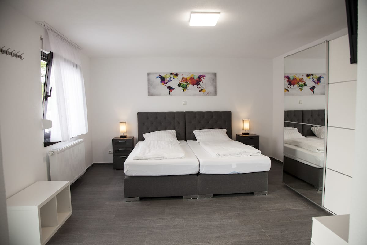 Comfort Double Room | 1 bedroom, desk, free WiFi, bed sheets