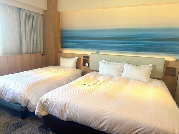 Daunenbettdecken, Tempur-Pedic-Betten, Schreibtisch, kostenloses WLAN