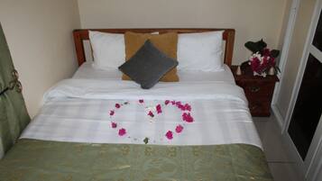 Casa de campo, 3 quartos | Roupas de cama premium