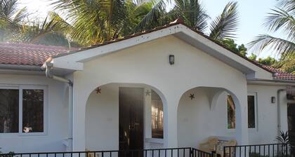 Oluwa Seun Beach Cottages