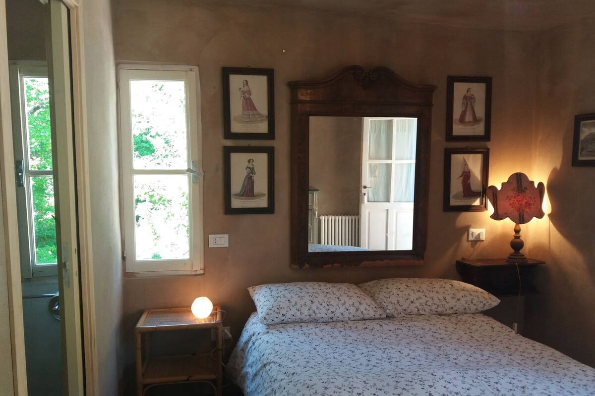 Romantic Double Room, 1 Queen Bed, Garden View