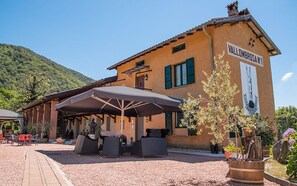 Fachada de la propiedad