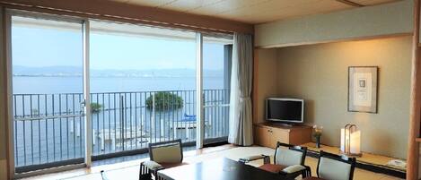 Quadruple Room, Non Smoking, Lake View | Free WiFi