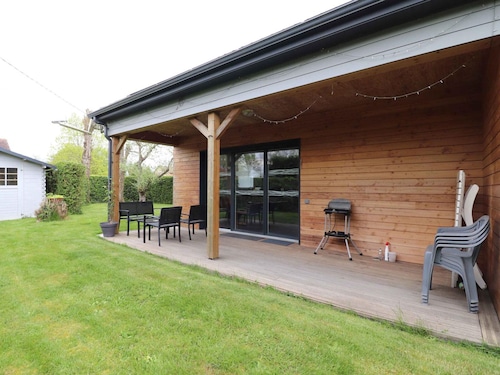 Independent ecogite for 8 near forest, terrace, pets allowed