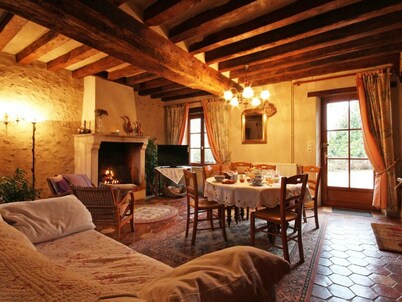 Norman Cottage Perfect for Families & Friends, Garden & Pets Allowed