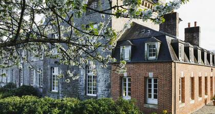 Historic home in a castle with garden and WIFI