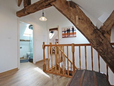 Charming Restored Barn with Garden, Crickets, and Electric Vehicle Charger in Scenic Domfrontais