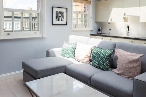Deluxe Apartment, 2 Bedrooms | In-room safe, individually decorated, individually furnished, desk