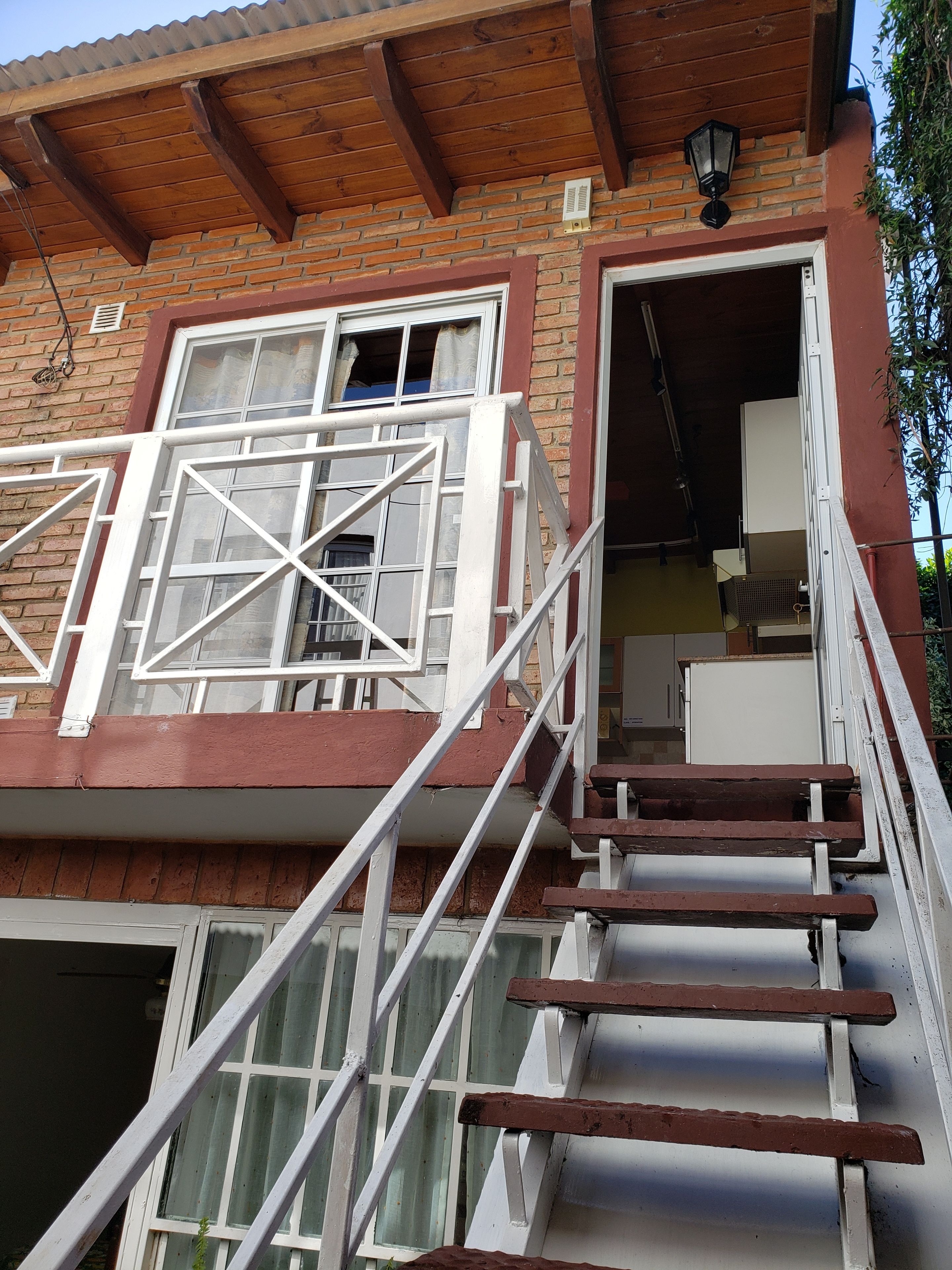 Apartemen Klasik, pemandangan halaman | Tirai kedap cahaya dan Wi-Fi gratis