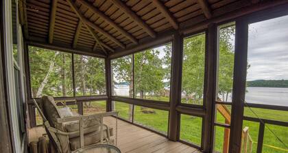 Uusi kesällä 2019! Barker Loop Cottage on oma yksityinen, hiekkaranta!