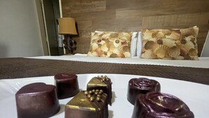 Apartemen, 1 Tempat Tidur King, pemandangan laut | Minibar, Wi-Fi gratis, dan seprai linen