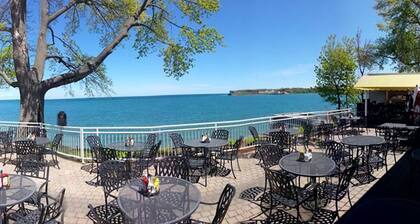 Greenview Manor Luxury Bed & Breakfast