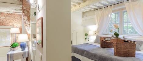 1 chambre, fer et planche Ă repasser, literie fournie