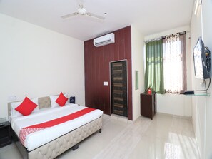 Double or Twin Room | Free WiFi