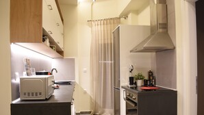 Ảnh chưa phân loại, 5 trong số 13 ảnh, nút