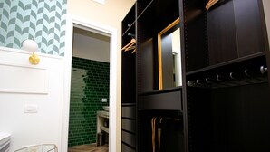 Deluxe Double or Twin Room | Room amenity - Don Raffaele Resort - Guest House (Naples)