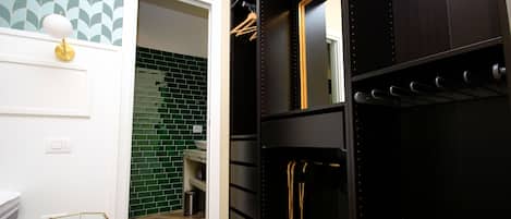 Deluxe Double or Twin Room | Room amenity