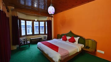 Habitación con 1 cama matrimonial o 2 individuales | Wifi gratis y ropa de cama