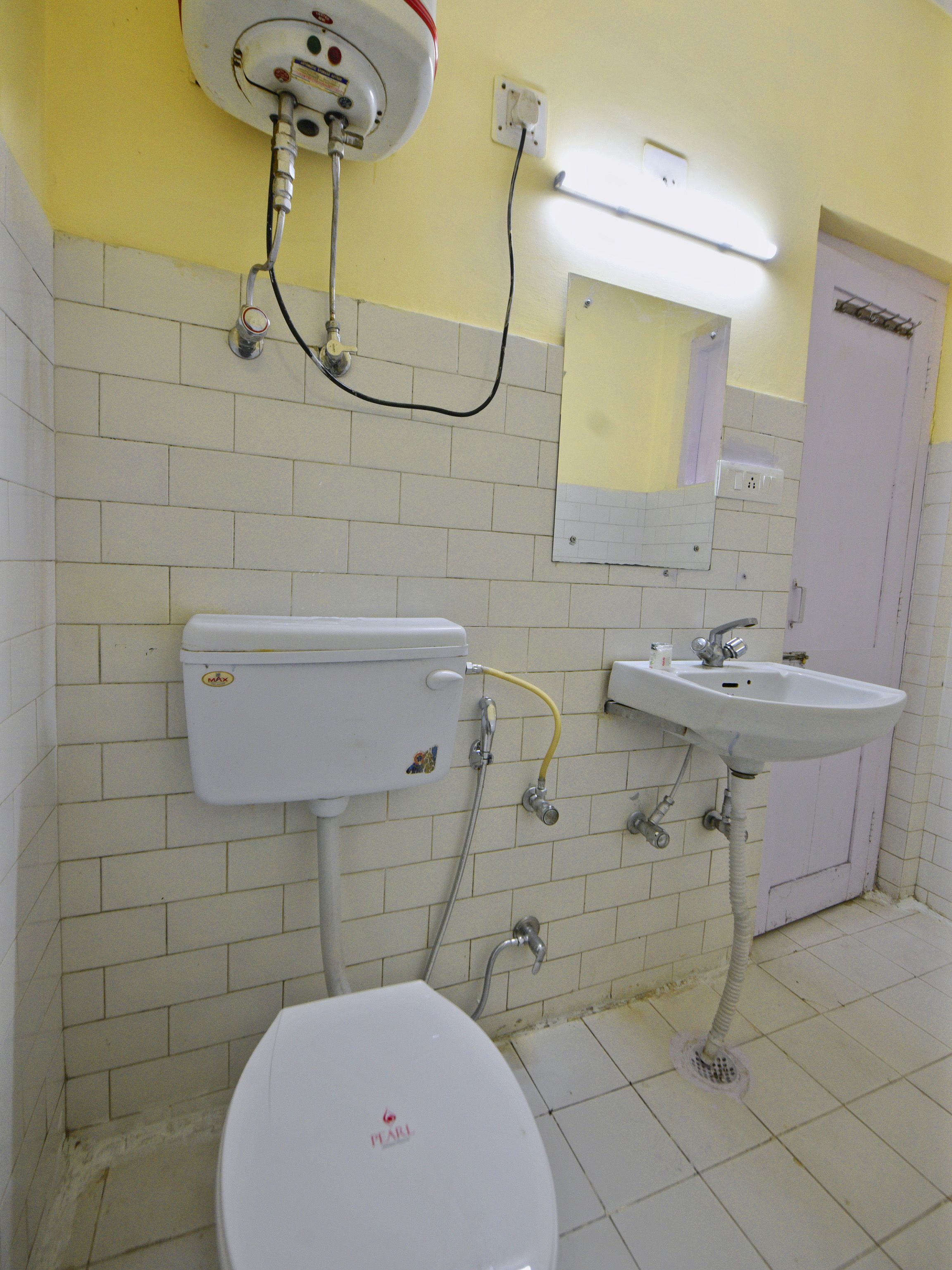 Double or Twin Room | Bathroom