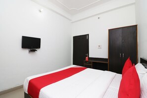 Double or Twin Room | Free WiFi