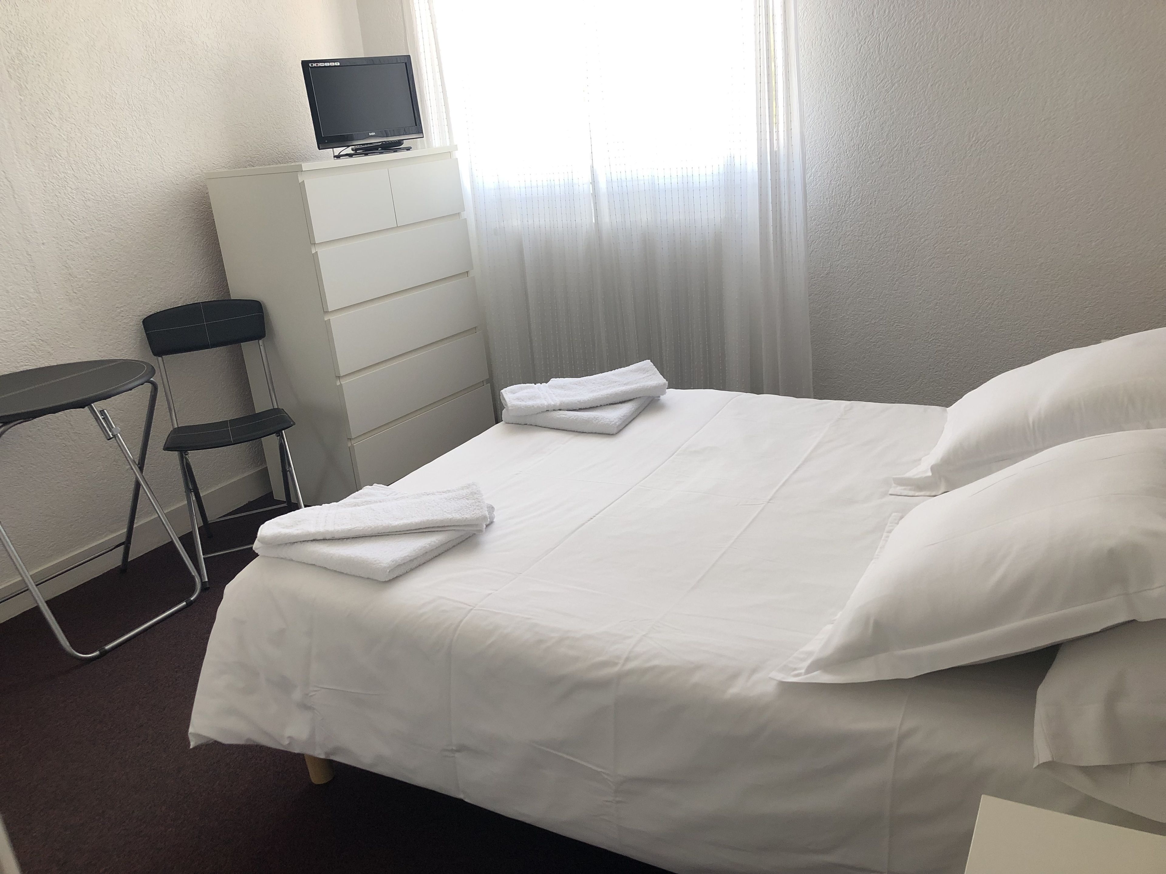 standard double room, private bathroom | 1 bedroom, blackout curtains, iron/ironing board, free wifi