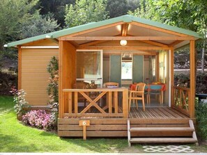 Bungalow - 2 sovrum (Morea) | Barnsängar, gratis wi-fi och sängkläder