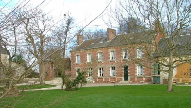 Front of property - Chez Francine et Xavier (Froissy)