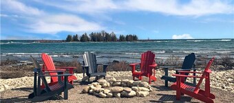 Tobermory Lake Front (Huron) Brand New Build!
