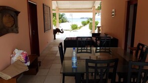 Restauration dans la chambre