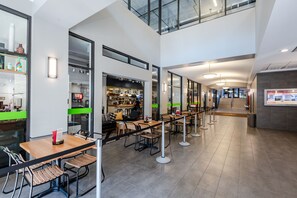 Restaurant - Stay Alfred at Market City Center (Chattanooga)