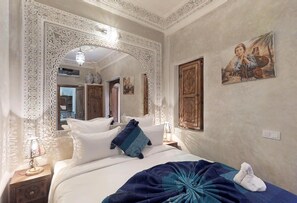 Luxury Double Room, 1 King Bed, Courtyard View (Double Berbere) - Riad abaka by Ghali annexe (Marrakech)