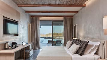 Family Suite Swim up Limited Sea View | Sengetøy av topp kvalitet, senger med overmadrass og minibar