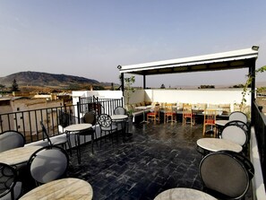 Bar (on property) - Cine House (Fes)