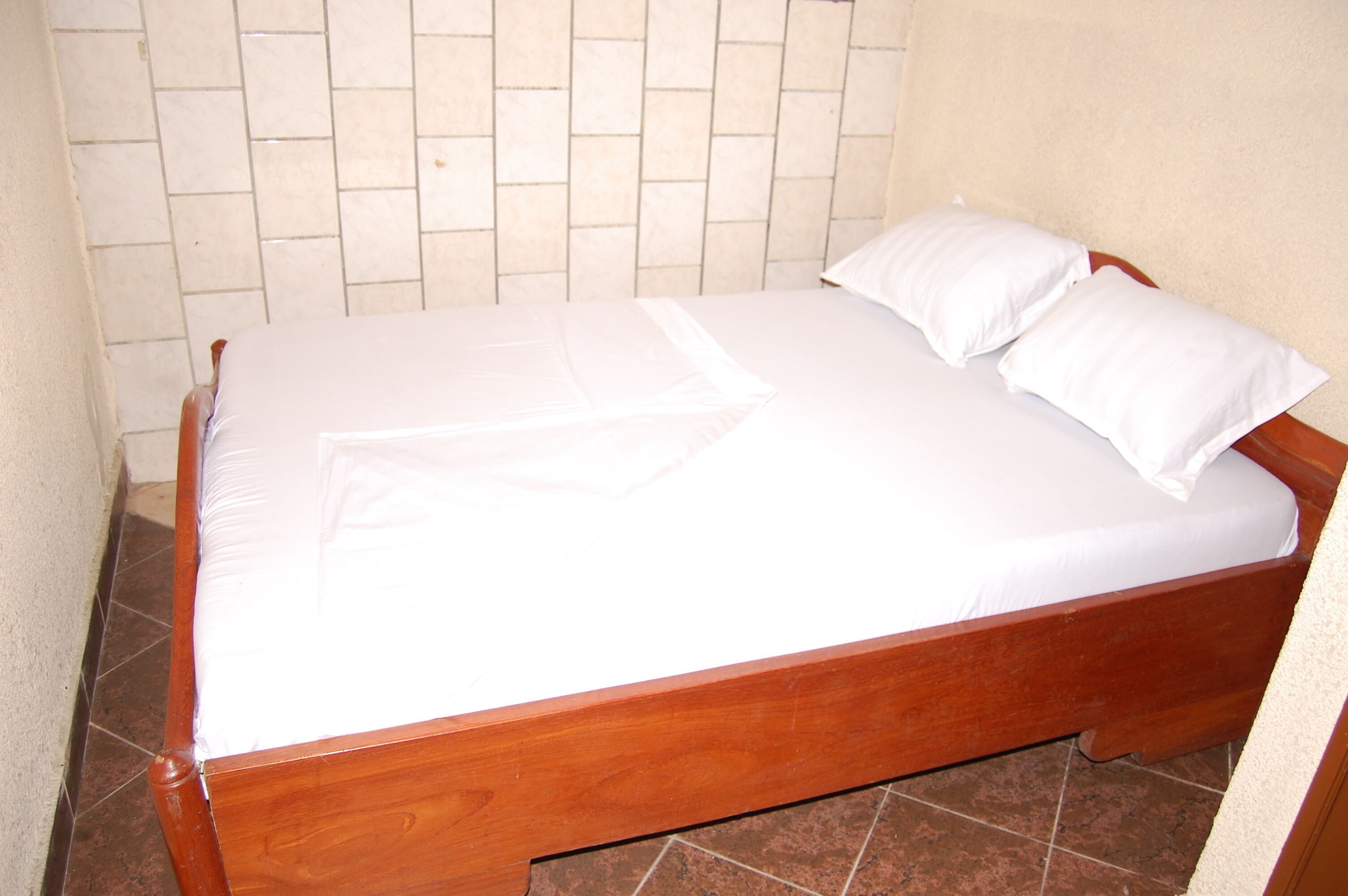 Tempat tidur tambahan