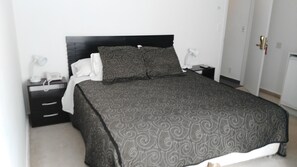 Doppelzimmer | Hochwertige Bettwaren, Pillowtop-Betten, Minibar, Zimmersafe