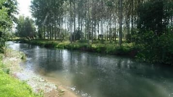 湖泊