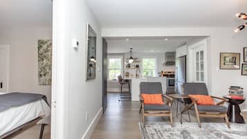 4 dormitorios, tabla de planchar con plancha, wifi gratis y ropa de cama