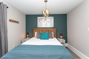 3 bedrooms, iron/ironing board, free WiFi, bed sheets