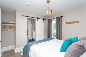 4 habitaciones, tabla de planchar con plancha y wifi gratis