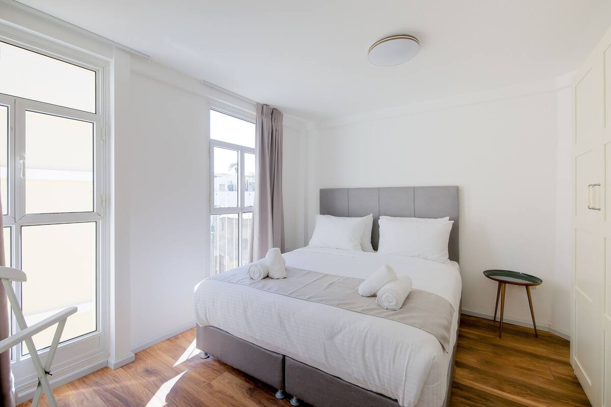 Superior Penthouse, 2 Bedrooms, Terrace | Premium bedding, pillowtop beds, laptop workspace, iron/ironing board