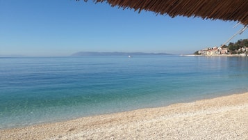 In Strandnähe, Liegestühle