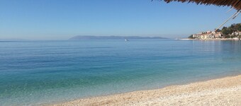 Villa in Podgora with pool, sea view, quiet location, for 2-6 people, free WiFiI