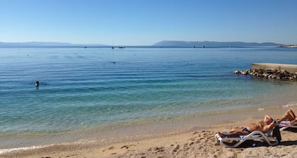 Villa in Podgora,familienfreundlich,Meerblick,Pool,ruhig,free WiFi,bis 6 Pers.