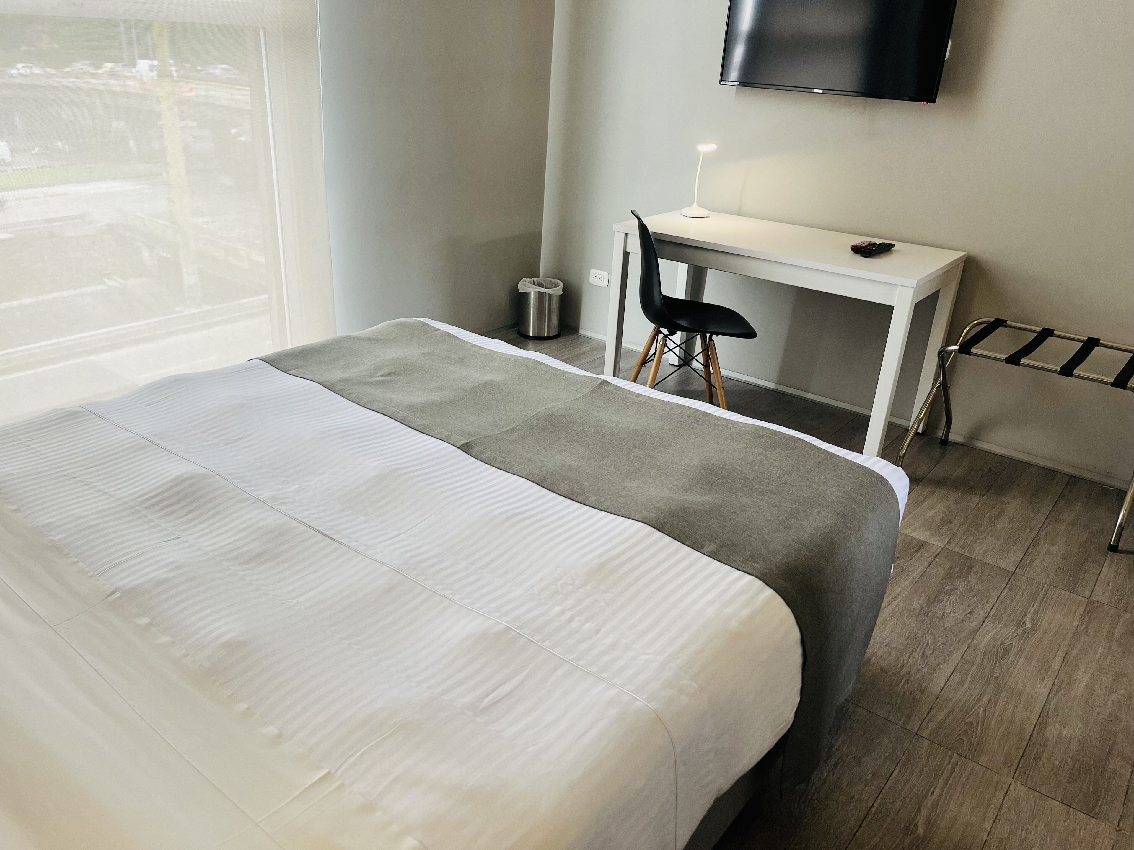 standard double room | free wifi, bed sheets