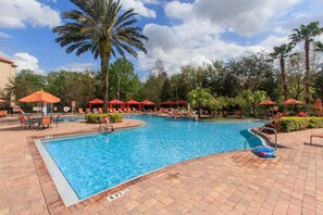 Outdoor pool, a heated pool - Upgraded 3br/2ba resort condo near Disney & more! Great onsite bar & restaurant! (Davenport)